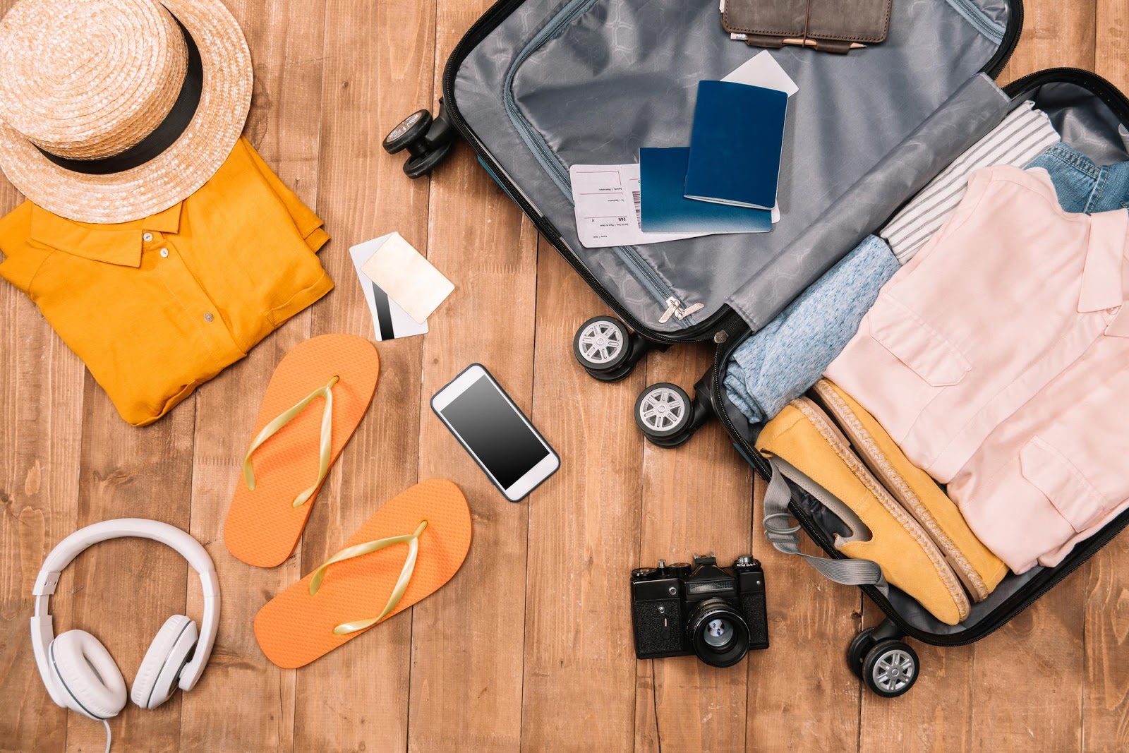 5 Amazing Travel Accessories That Make You a Smarter Reality Paper