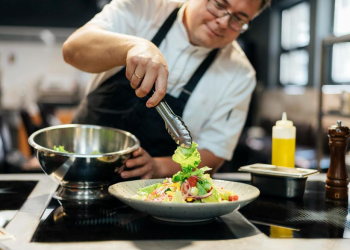 Culinary Innovations: Exploring the Future of Food in Contemporary Restaurants