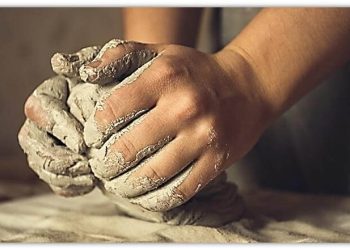 Hands in Clay