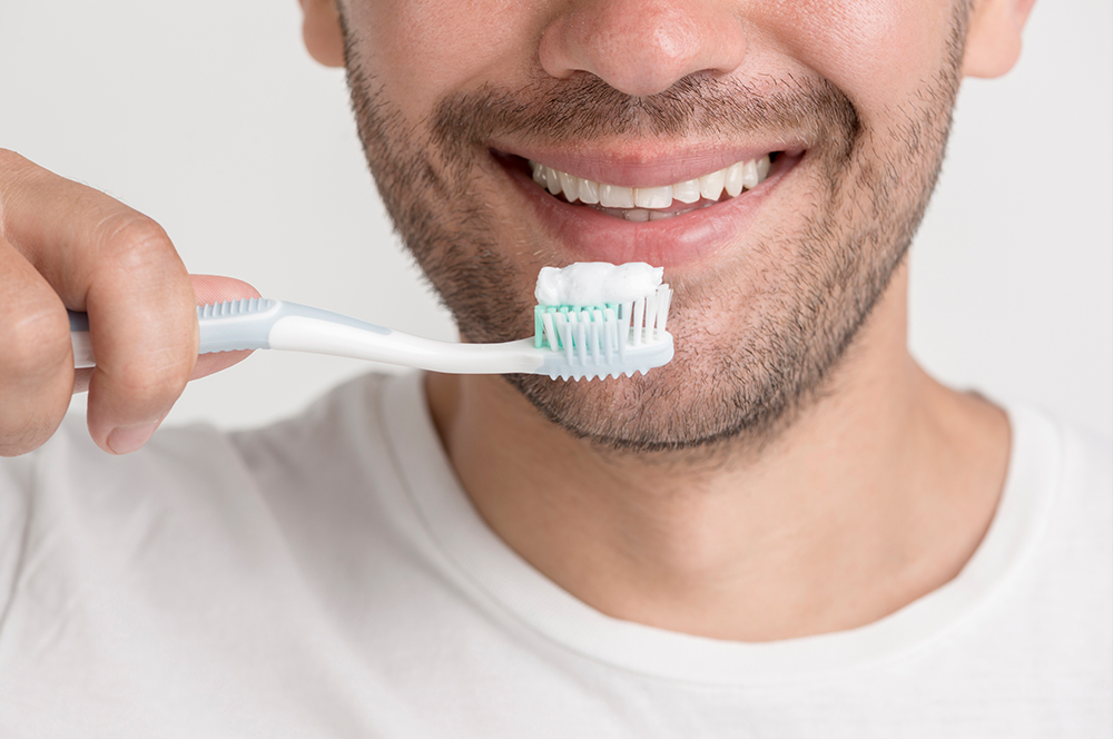 How to Maintain Oral Health On-the-Go