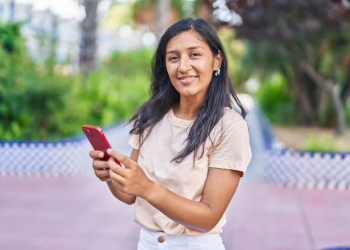 8 Best Airtel Prepaid Recharge Plans Under ₹300 for Budget Users