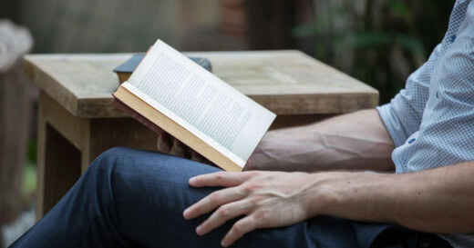 Why Reading Reduces Stress in the Digital Era
