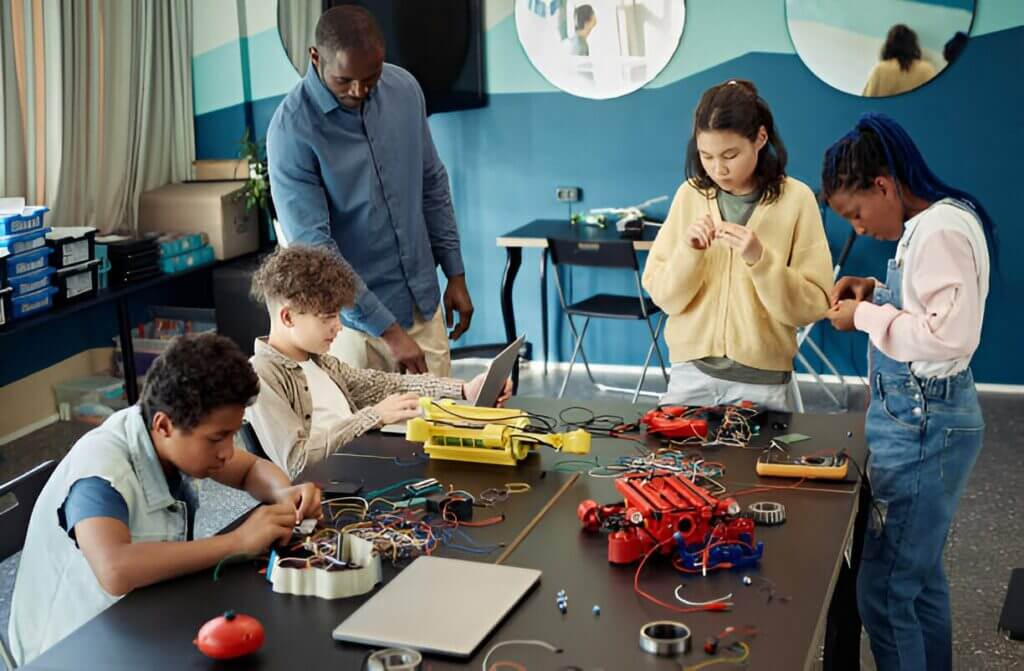 Why STEM Learning and Problem Solving Skills Are Becoming the Foundation of Modern Education