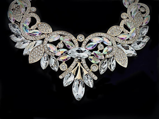Diamond Light Performance